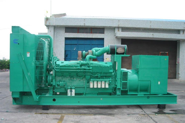 金堂工厂发电机应急发电时如何更准确地检查发电机状态？