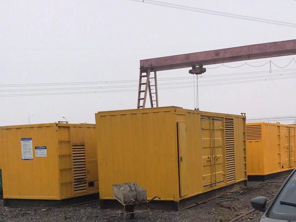 金堂100kw柴油发电机组每小时油耗？